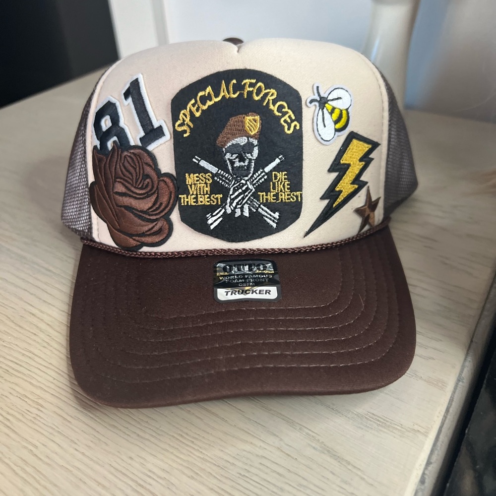 super cute trucker patch hat